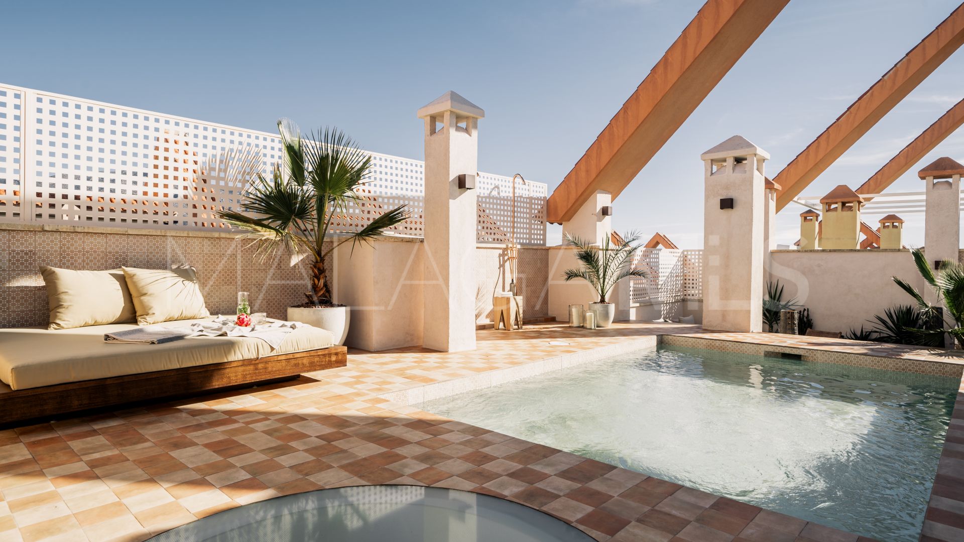 Duplex penthouse for sale in Nueva Andalucia