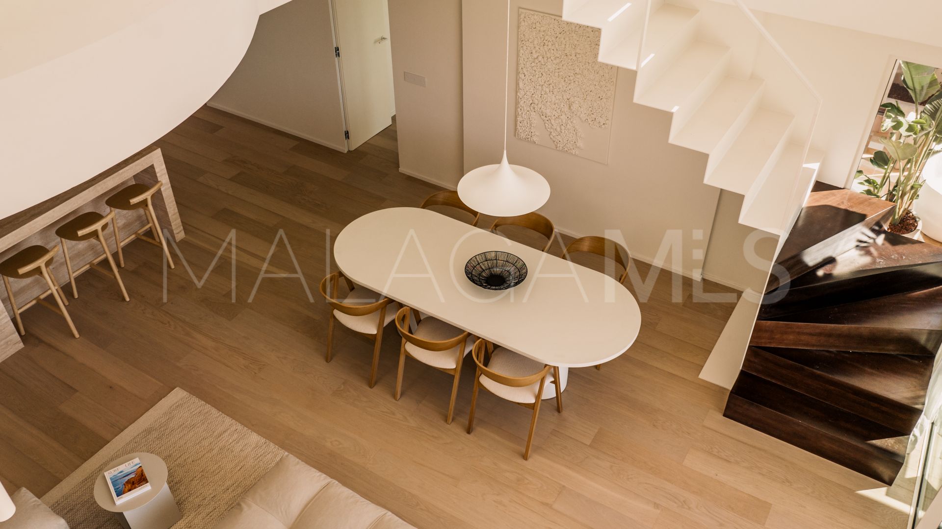 Duplex penthouse for sale in Nueva Andalucia