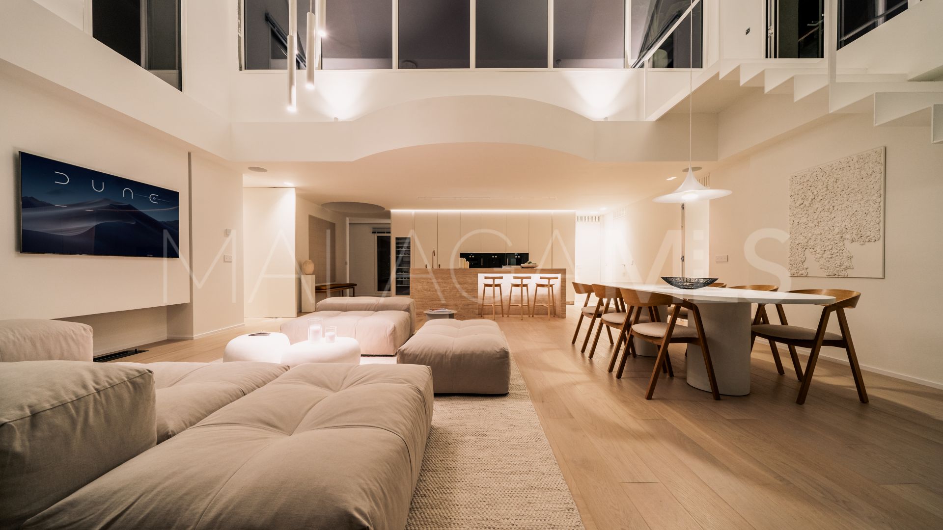Duplex penthouse for sale in Nueva Andalucia