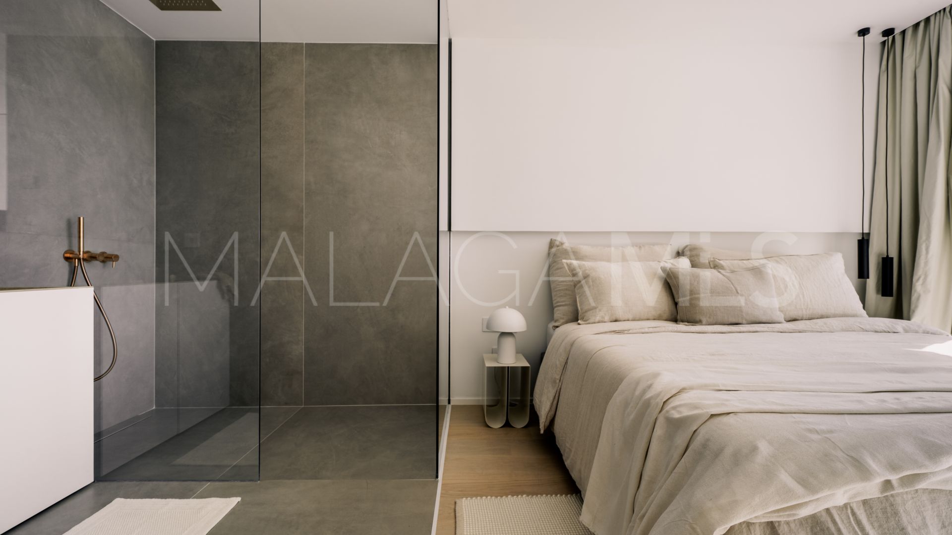 Duplex penthouse for sale in Nueva Andalucia