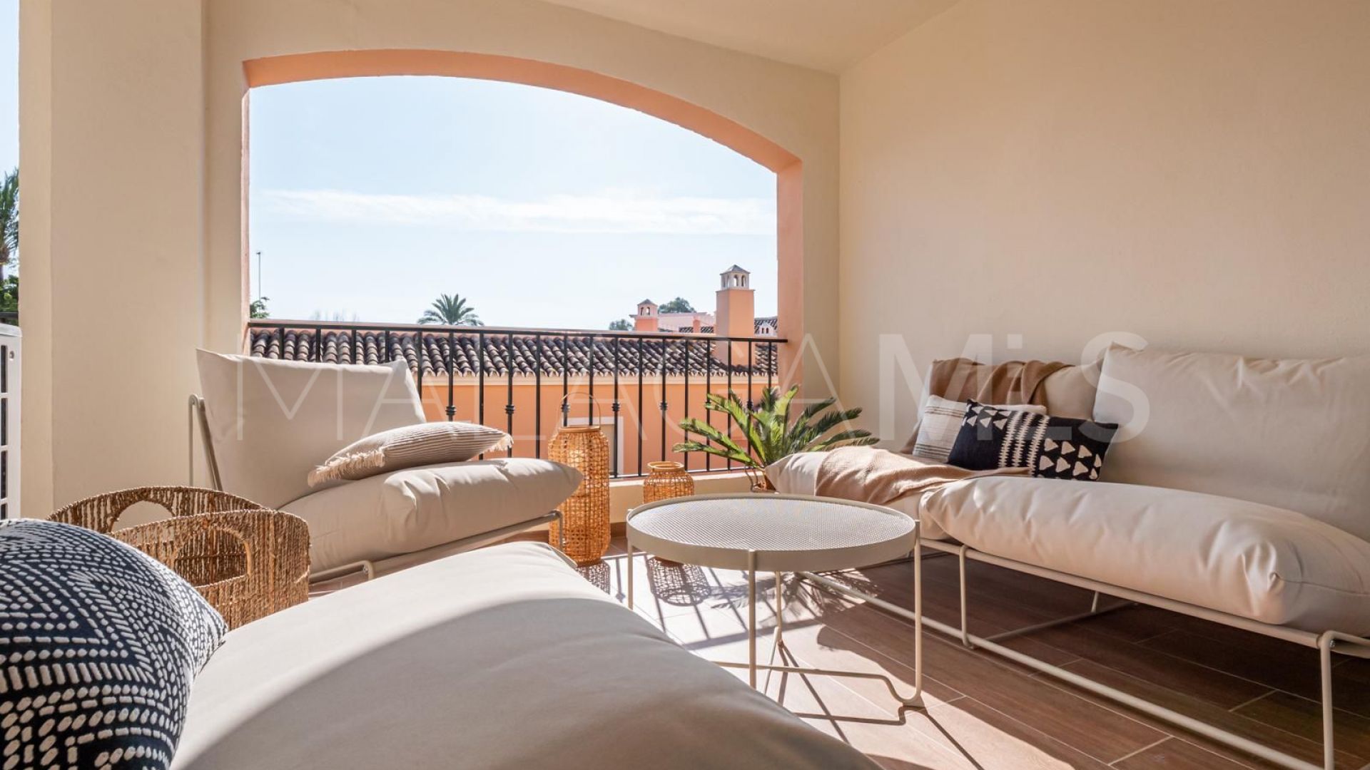 Apartamento a la venta de 3 bedrooms in Nueva Andalucia