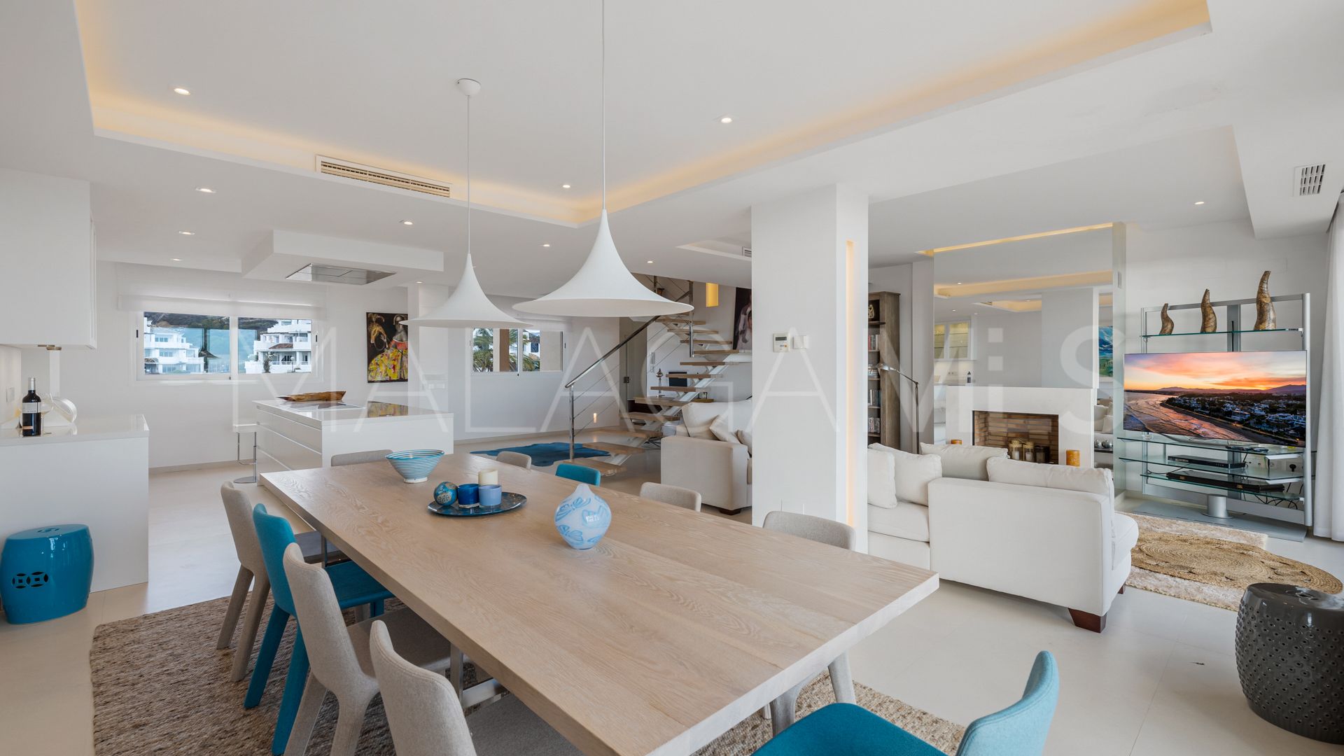 Duplex penthouse for sale in Aloha