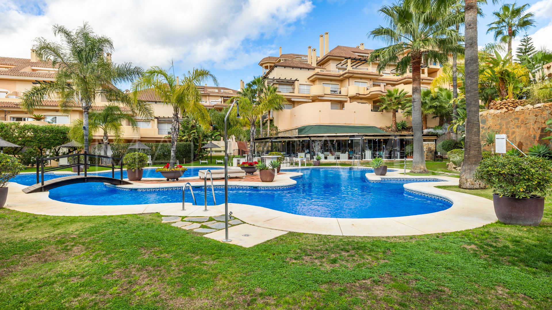 Duplex penthouse for sale in Aloha