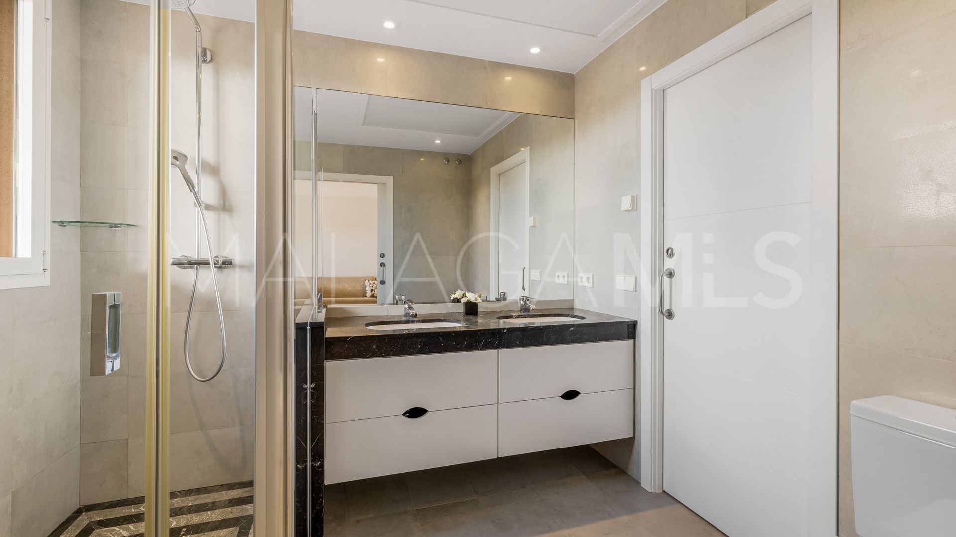 Duplex penthouse for sale in Aloha