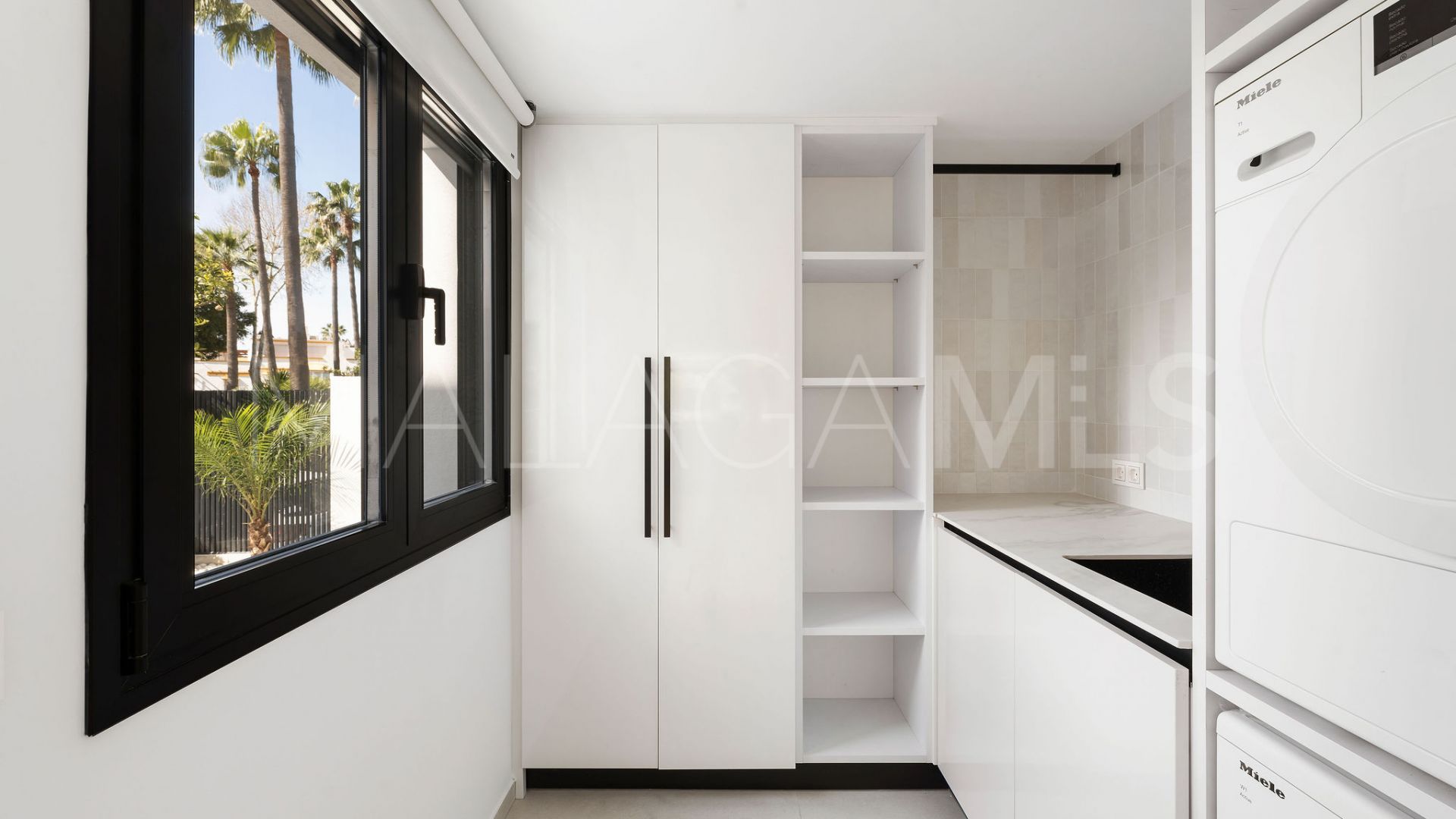 Reihenhaus for sale in Marbella Goldene Meile