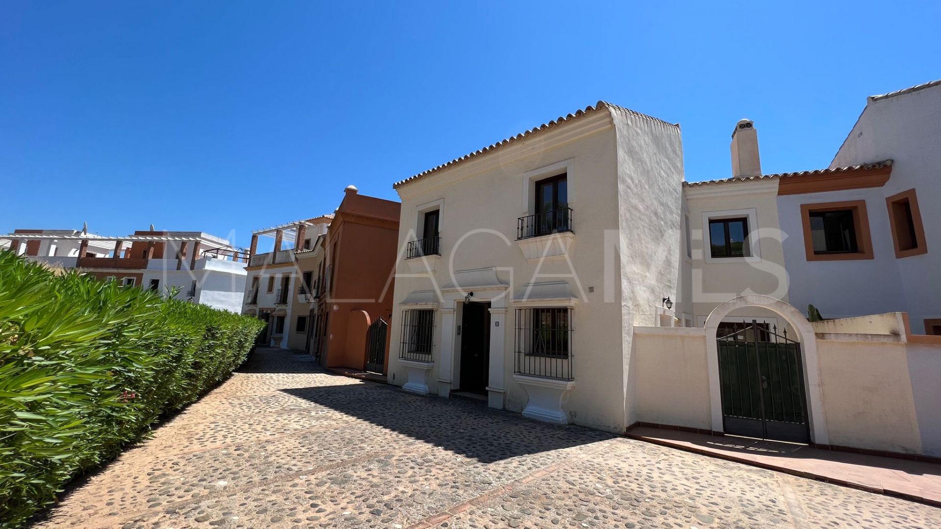 For sale semi detached house in Paraiso Barronal with 4 bedrooms