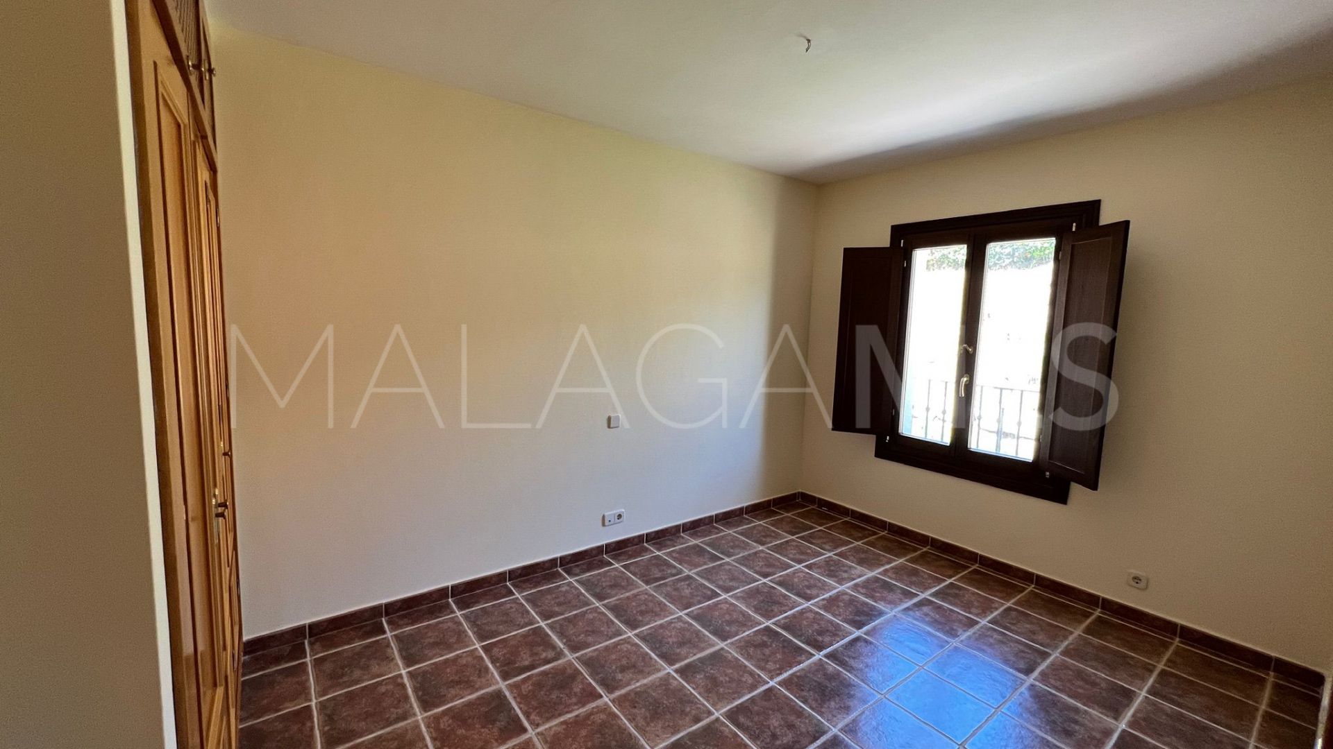 For sale semi detached house in Paraiso Barronal with 4 bedrooms
