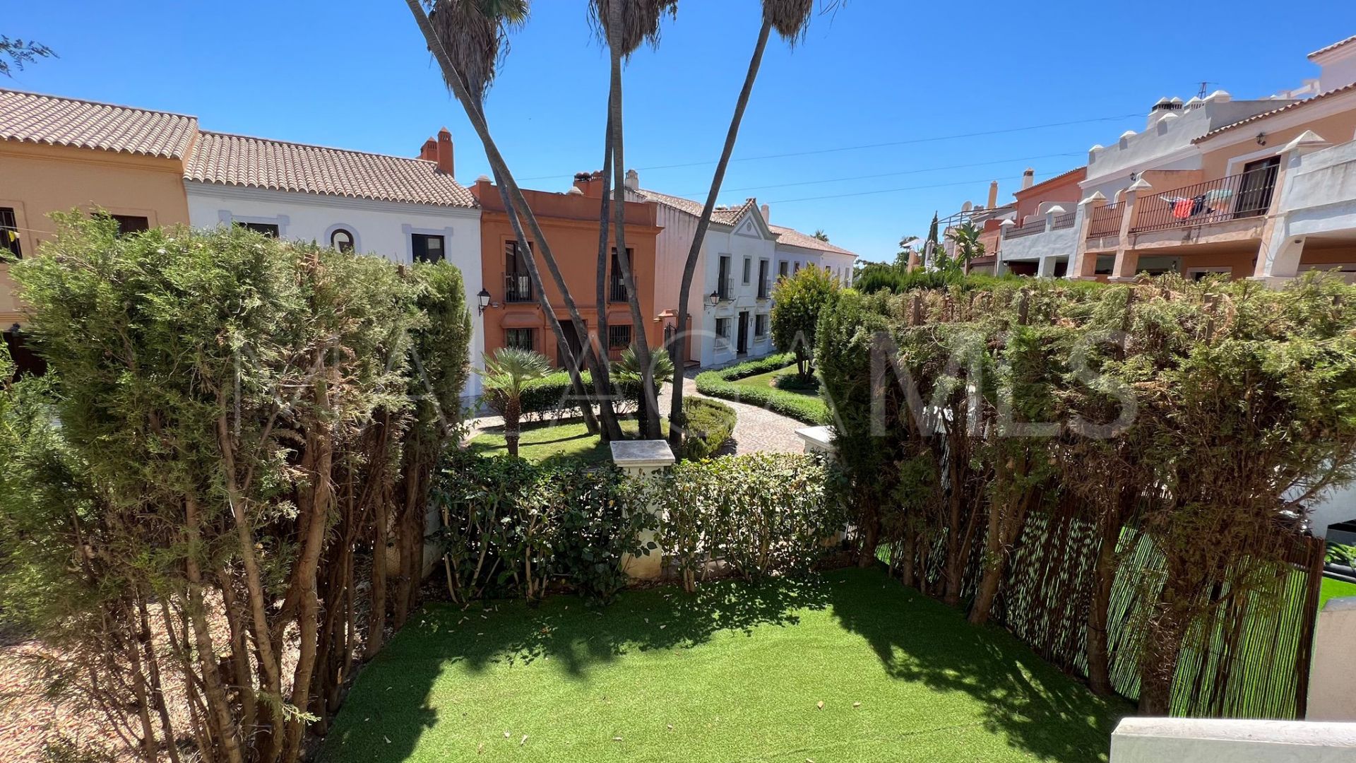 For sale semi detached house in Paraiso Barronal with 4 bedrooms