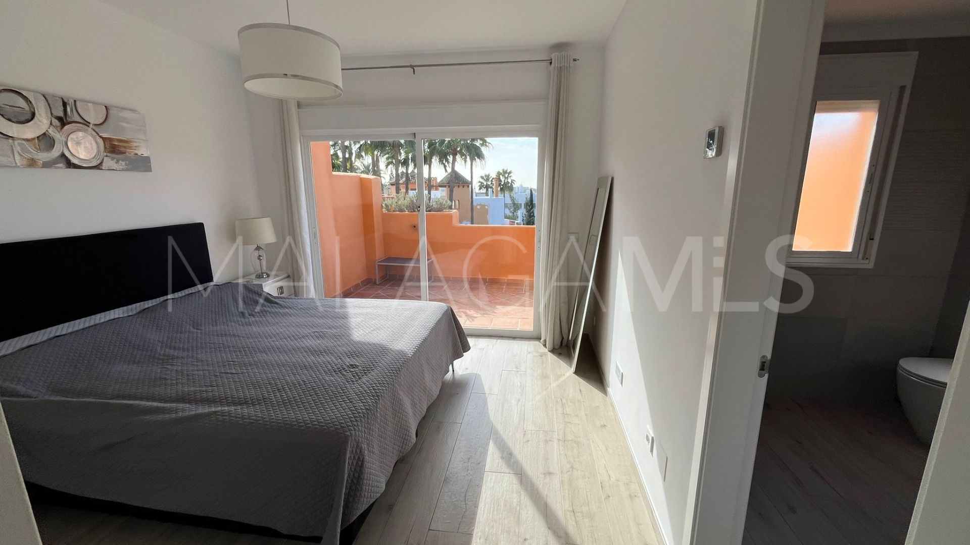 Buy adosado with 3 bedrooms in El Paraiso