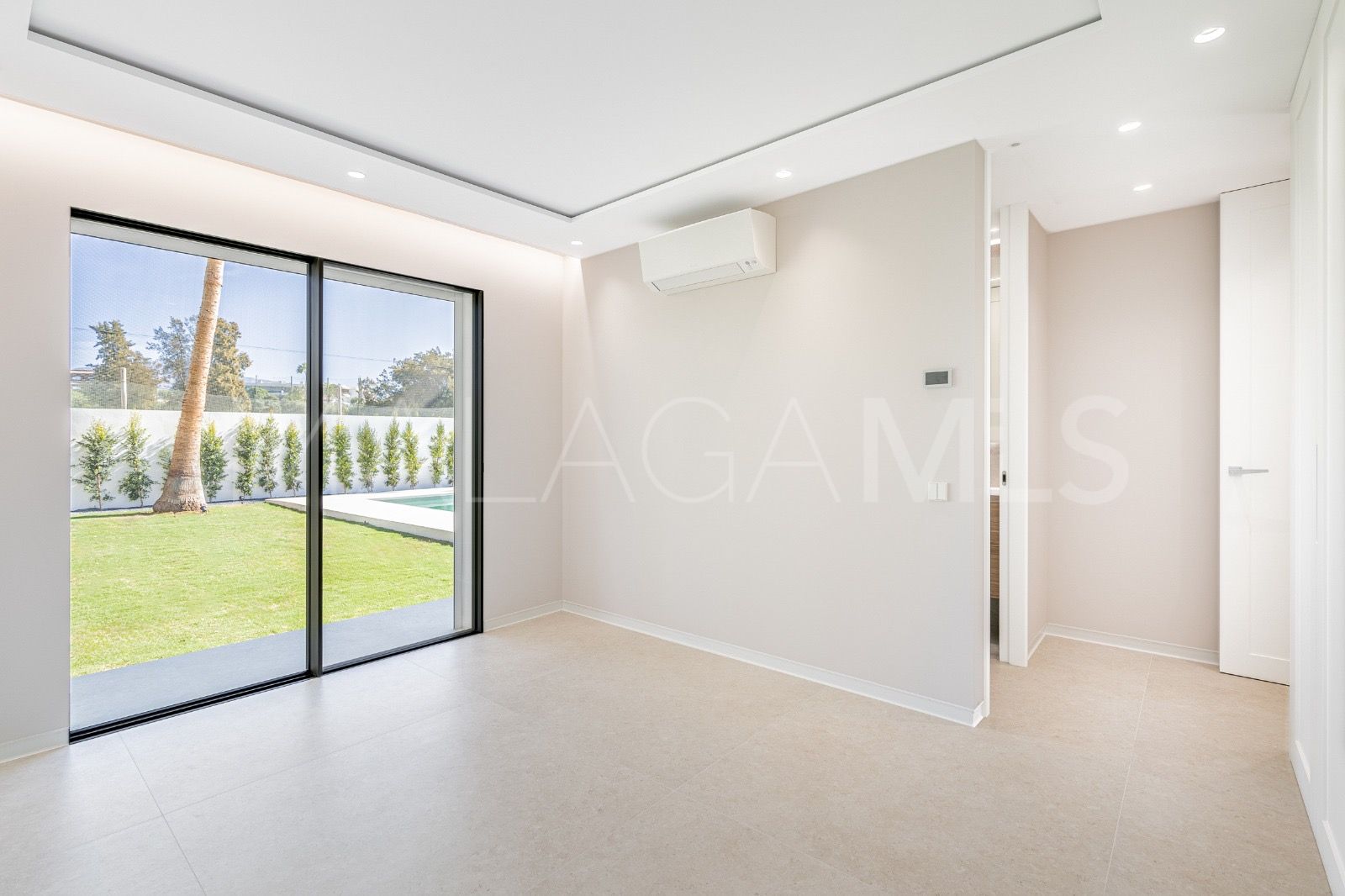 Villa for sale in San Pedro de Alcantara