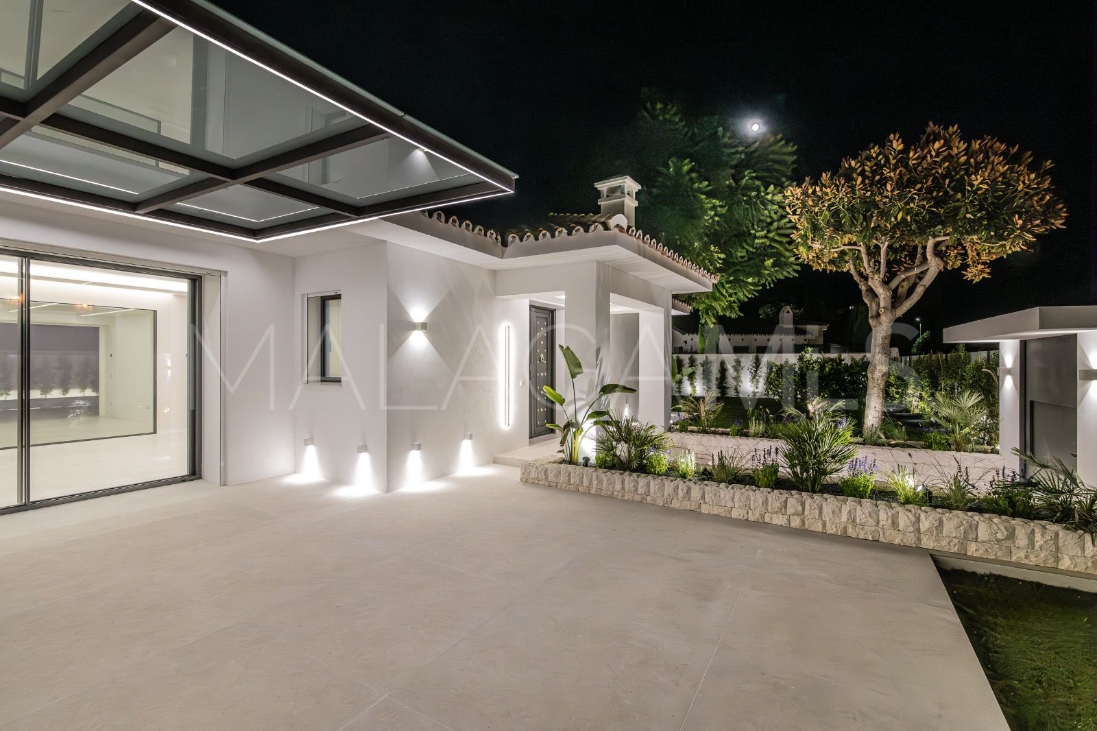 Villa for sale in San Pedro de Alcantara