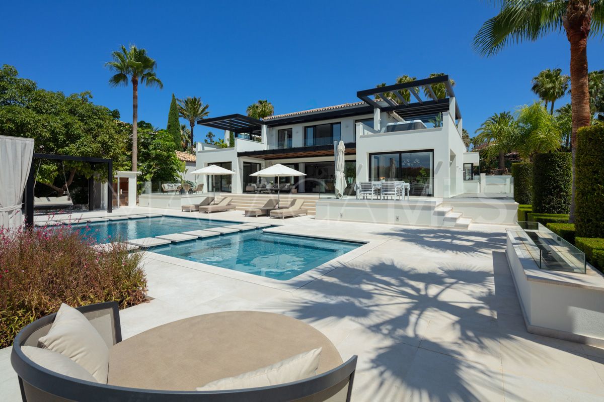 Se vende villa in Nueva Andalucia