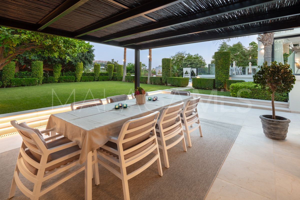 Se vende villa in Nueva Andalucia