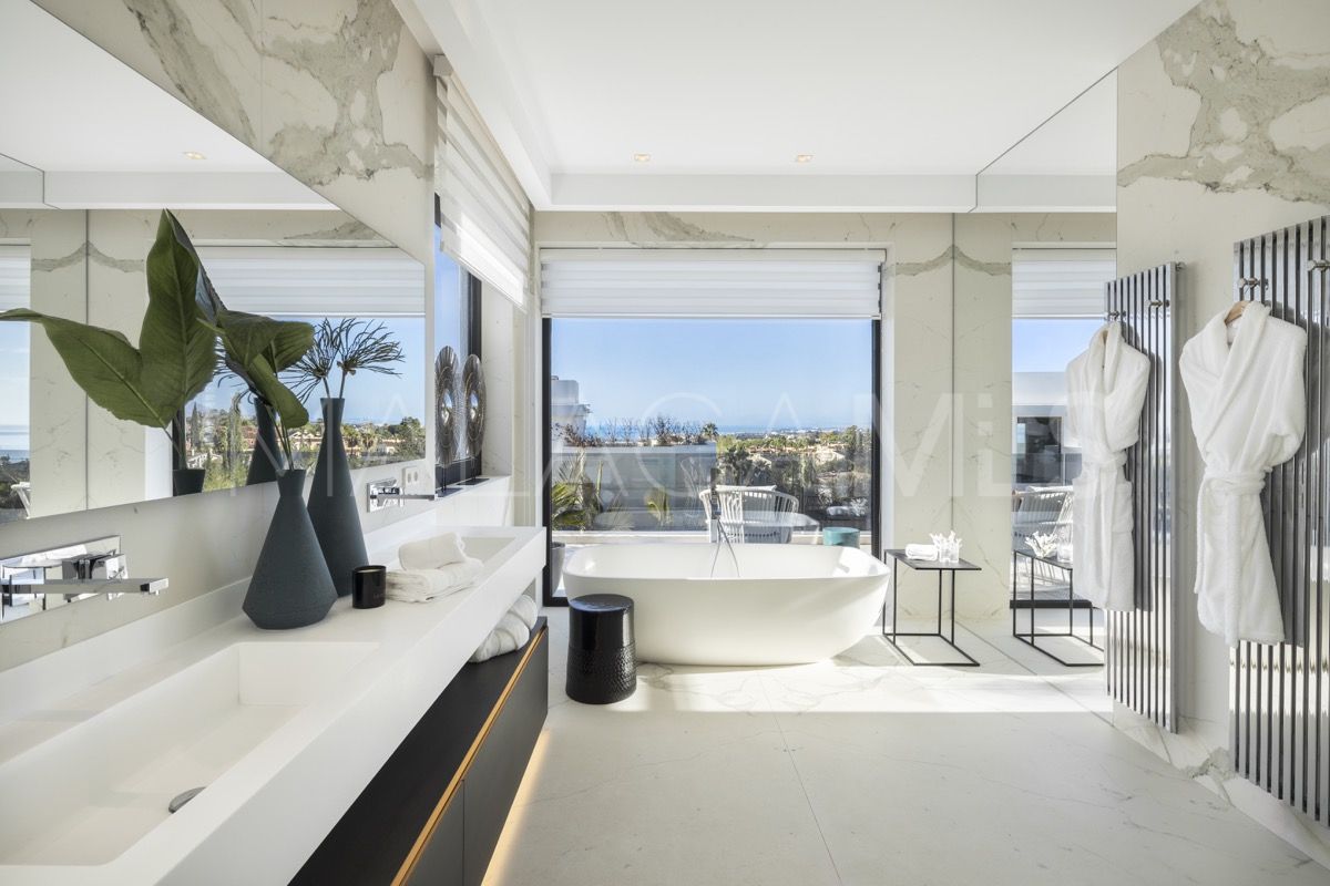 Villa for sale in Marbella Golden Mile