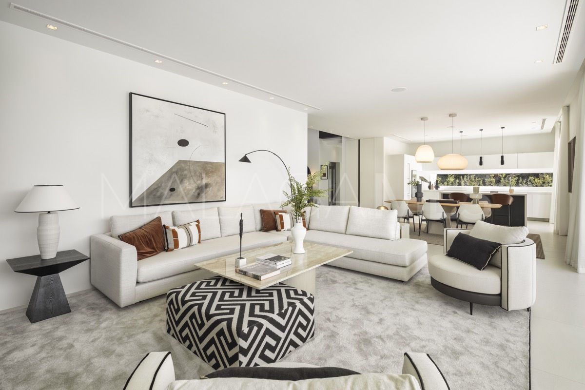 Villa for sale in Marbella Golden Mile