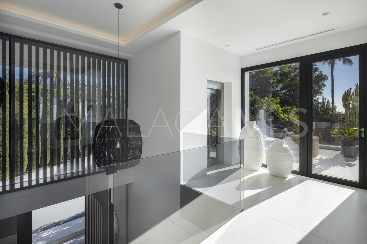 Villa for sale in Marbella Golden Mile