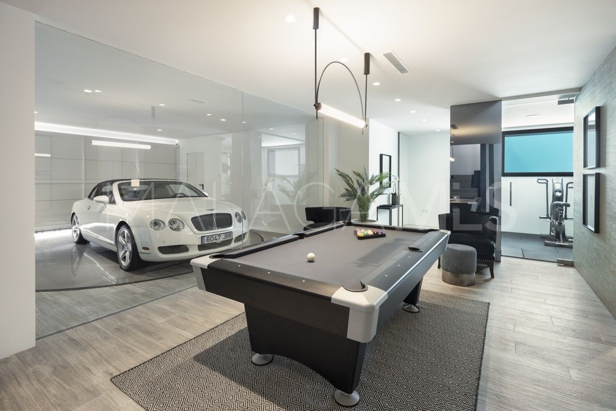 Villa for sale in Marbella Golden Mile