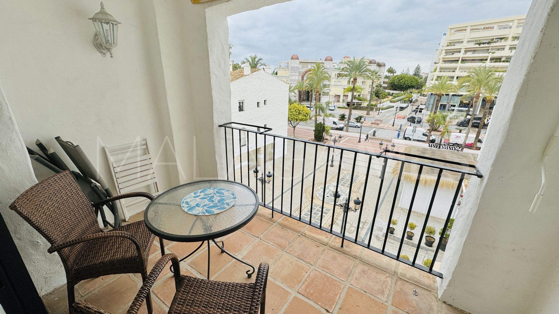 Wohnung for sale in Marbella - Puerto Banus