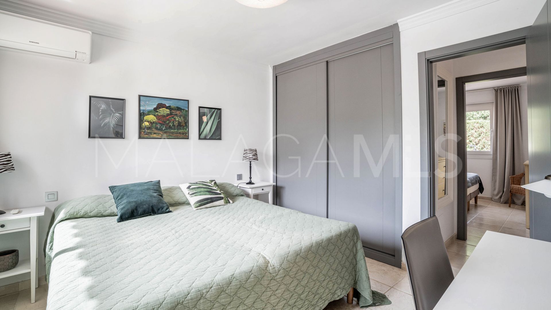Villa for sale in Estepona