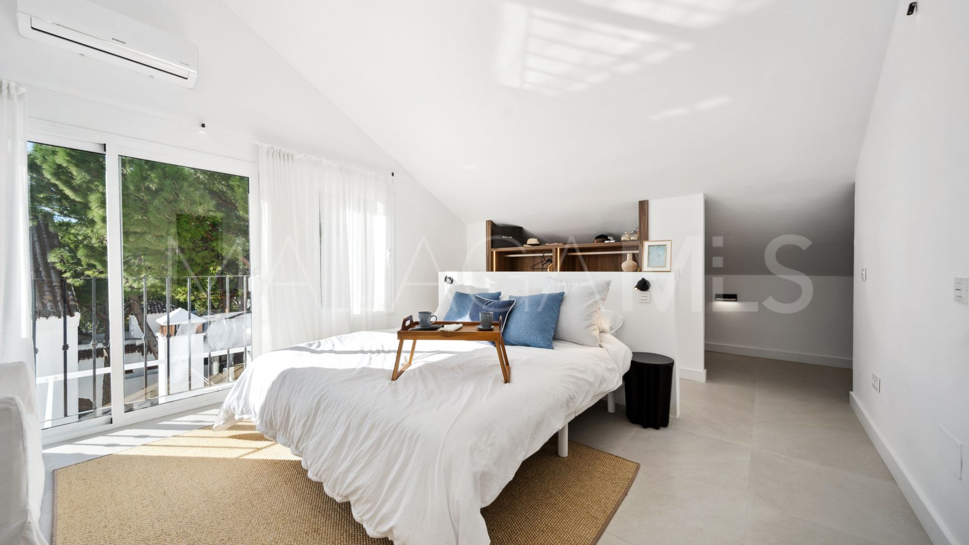 Buy Aloha 4 bedrooms duplex penthouse
