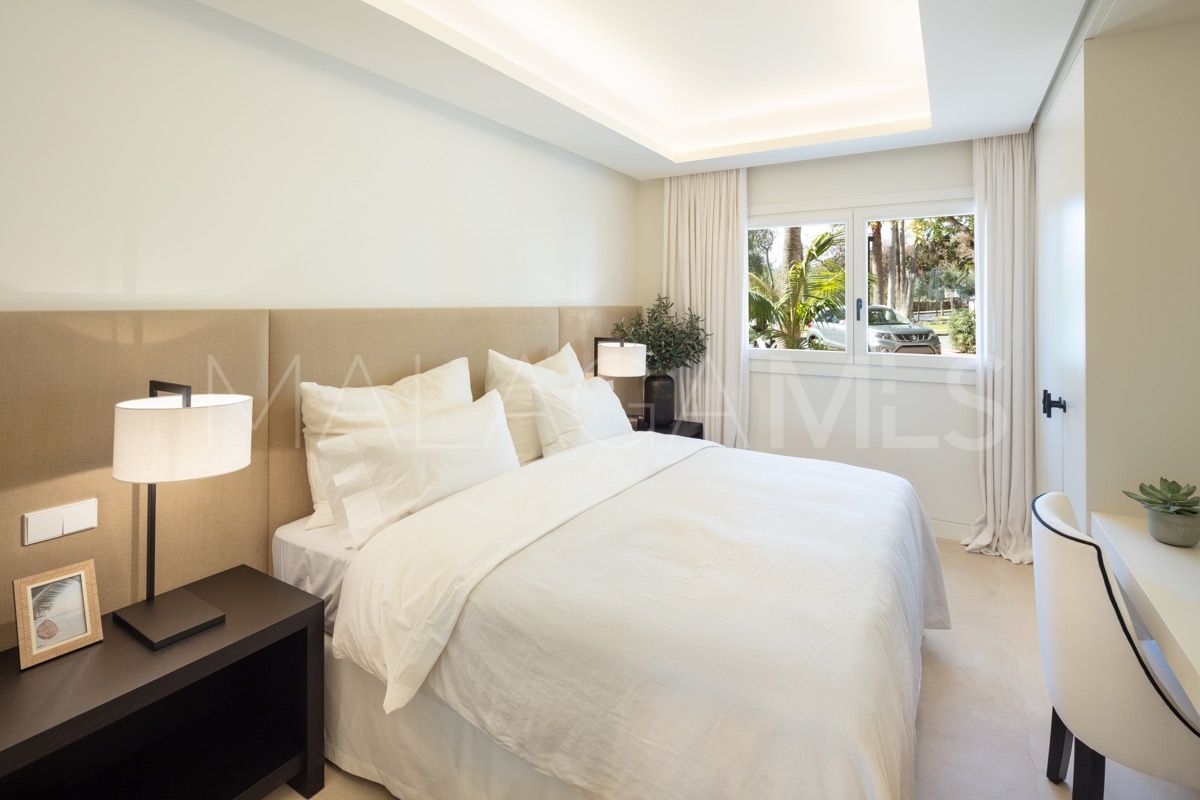 For sale Marbella Golden Mile 3 bedrooms apartment