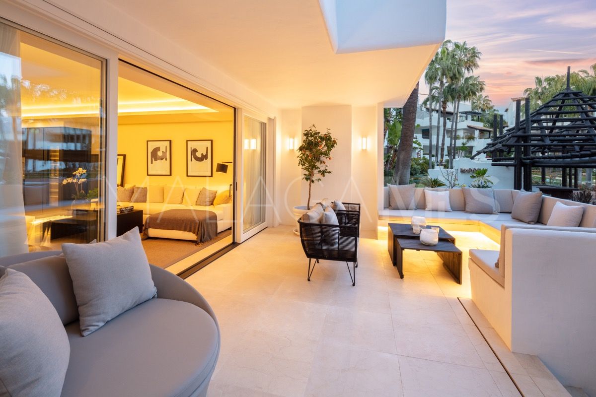 For sale Marbella Golden Mile 3 bedrooms apartment