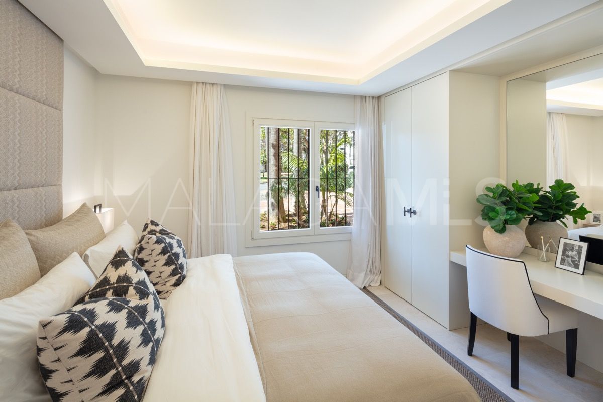 For sale Marbella Golden Mile 3 bedrooms apartment
