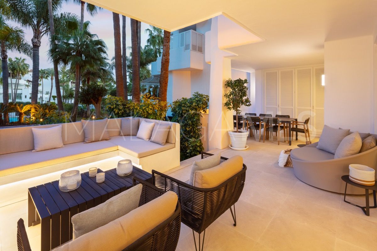 For sale Marbella Golden Mile 3 bedrooms apartment