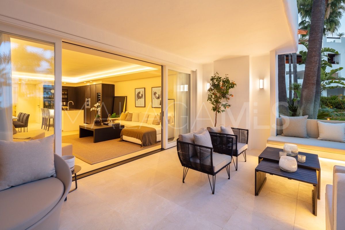 For sale Marbella Golden Mile 3 bedrooms apartment