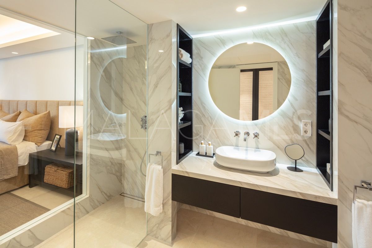 For sale Marbella Golden Mile 3 bedrooms apartment