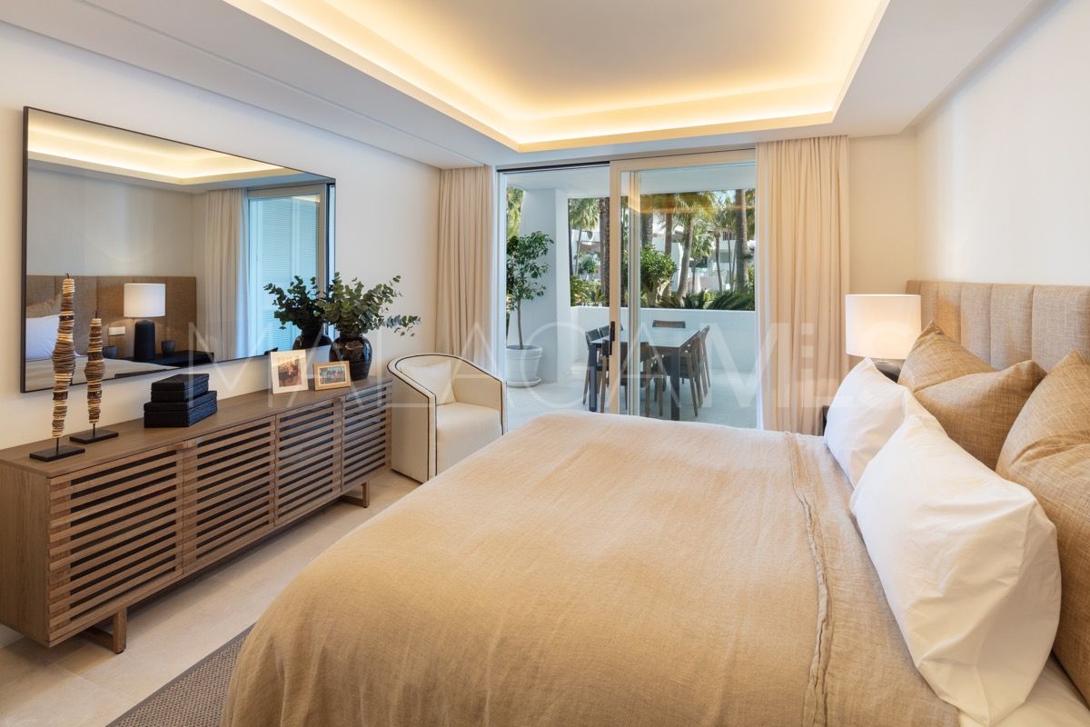 For sale Marbella Golden Mile 3 bedrooms apartment
