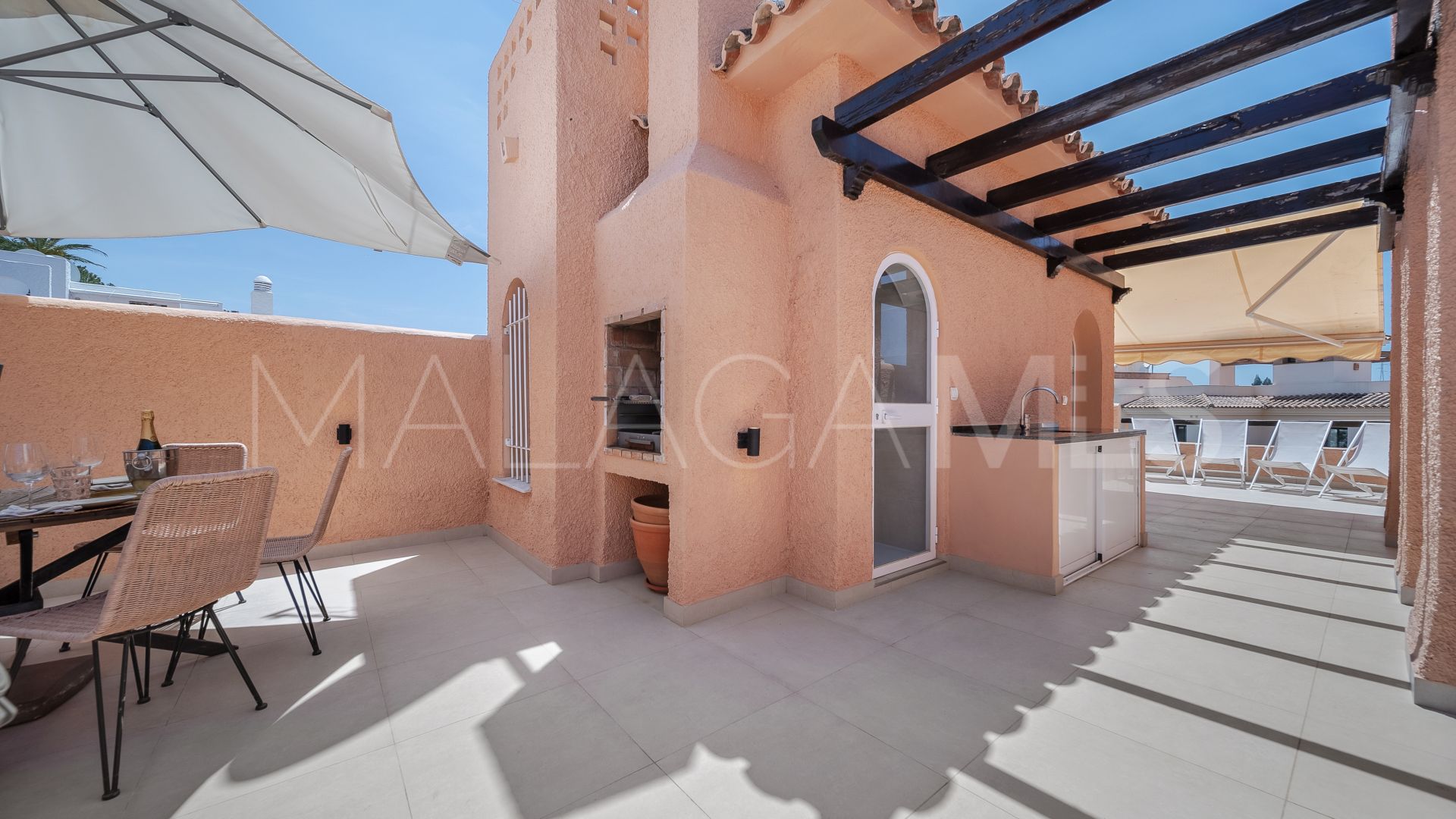 3 bedrooms town house in Nueva Andalucia for sale