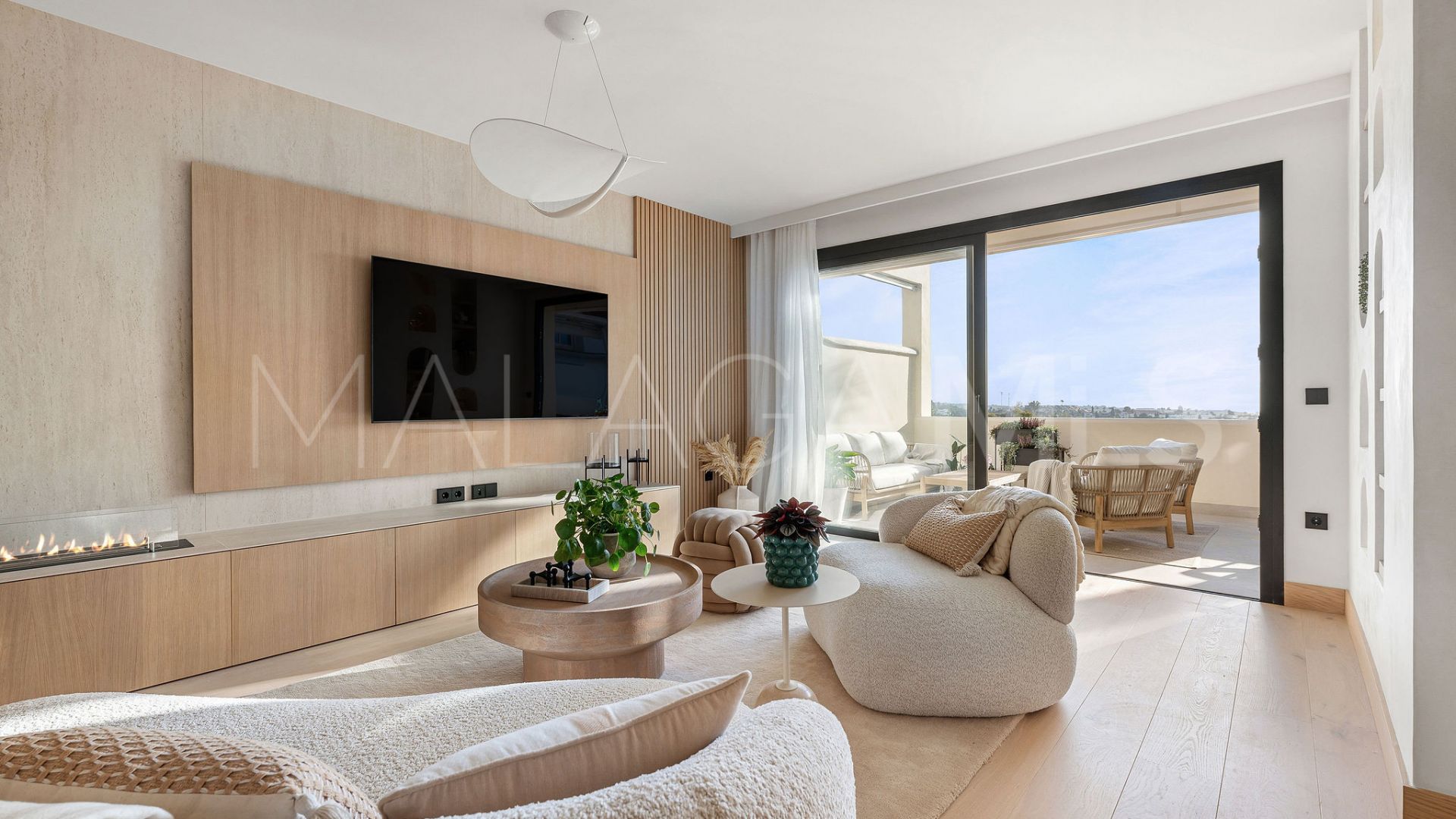 Buy apartment with 3 bedrooms in Palacetes Los Belvederes