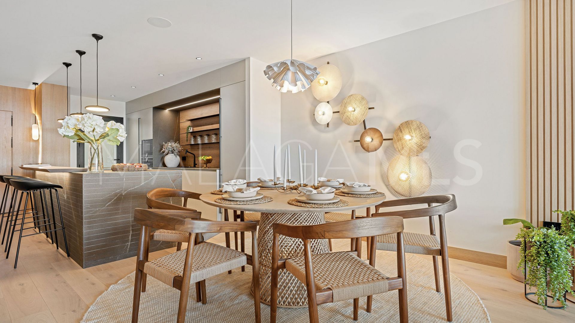 Buy apartment with 3 bedrooms in Palacetes Los Belvederes