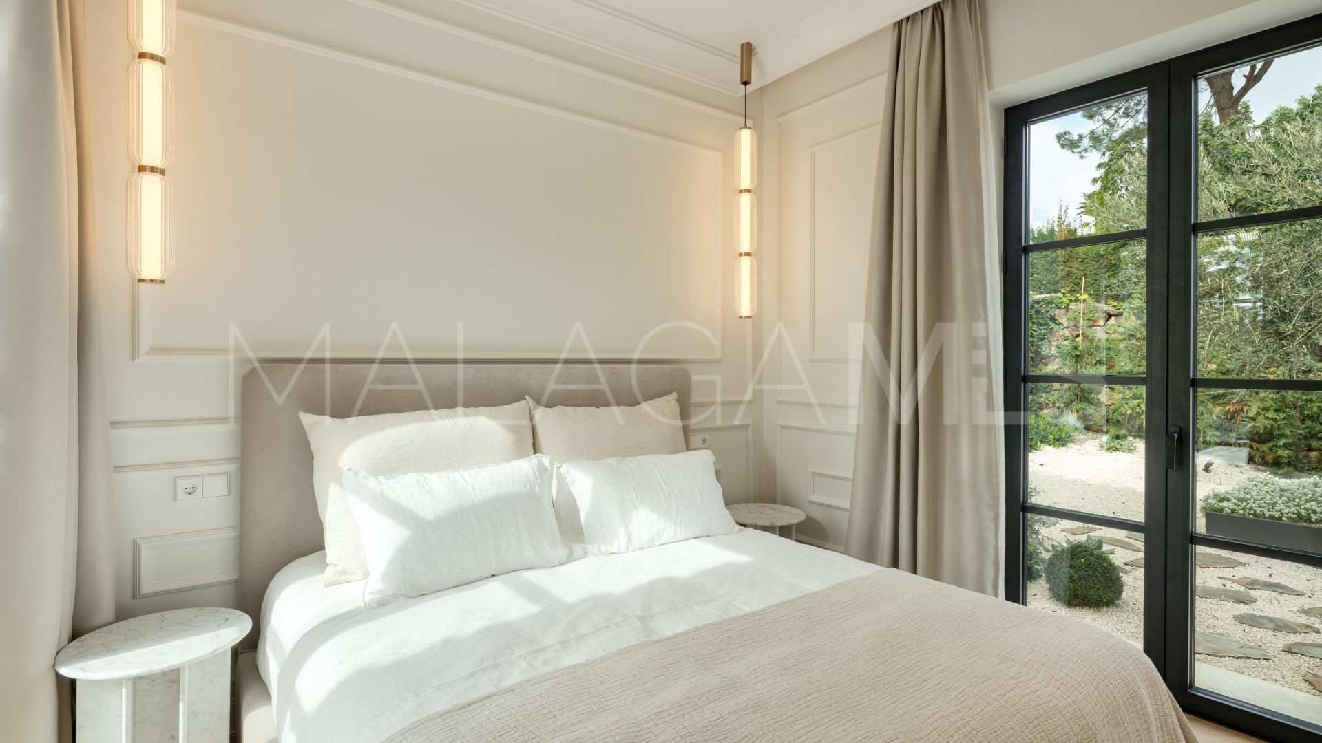 Villa for sale in Haza del Conde