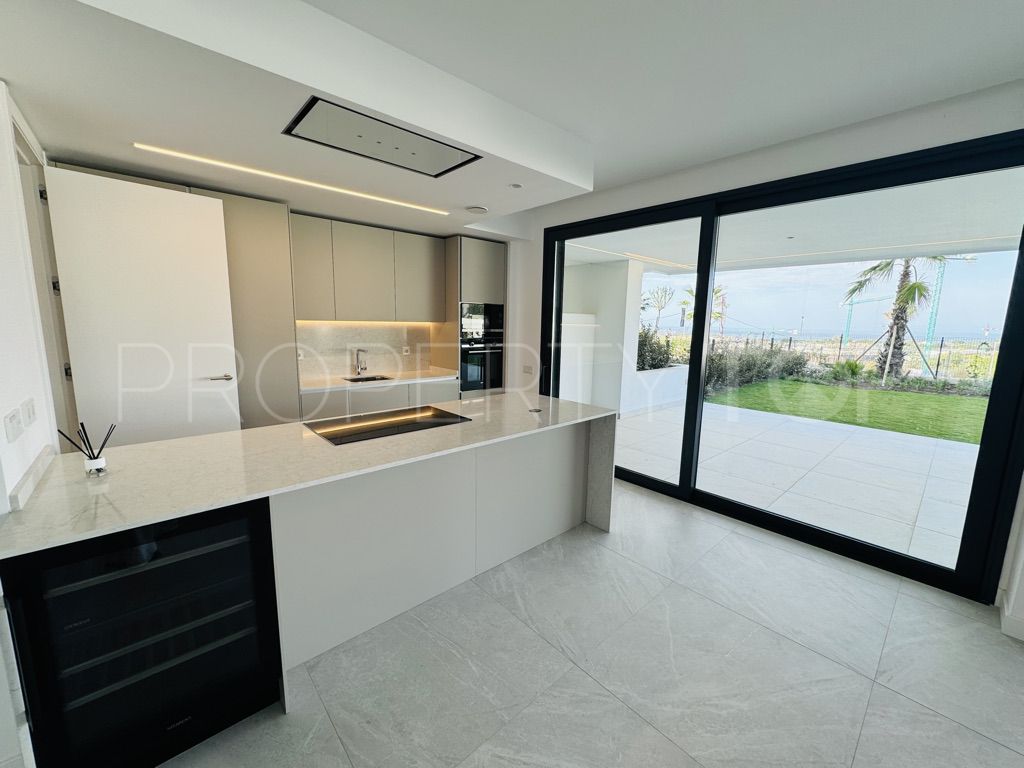 For sale 3 bedrooms apartment in Marbella