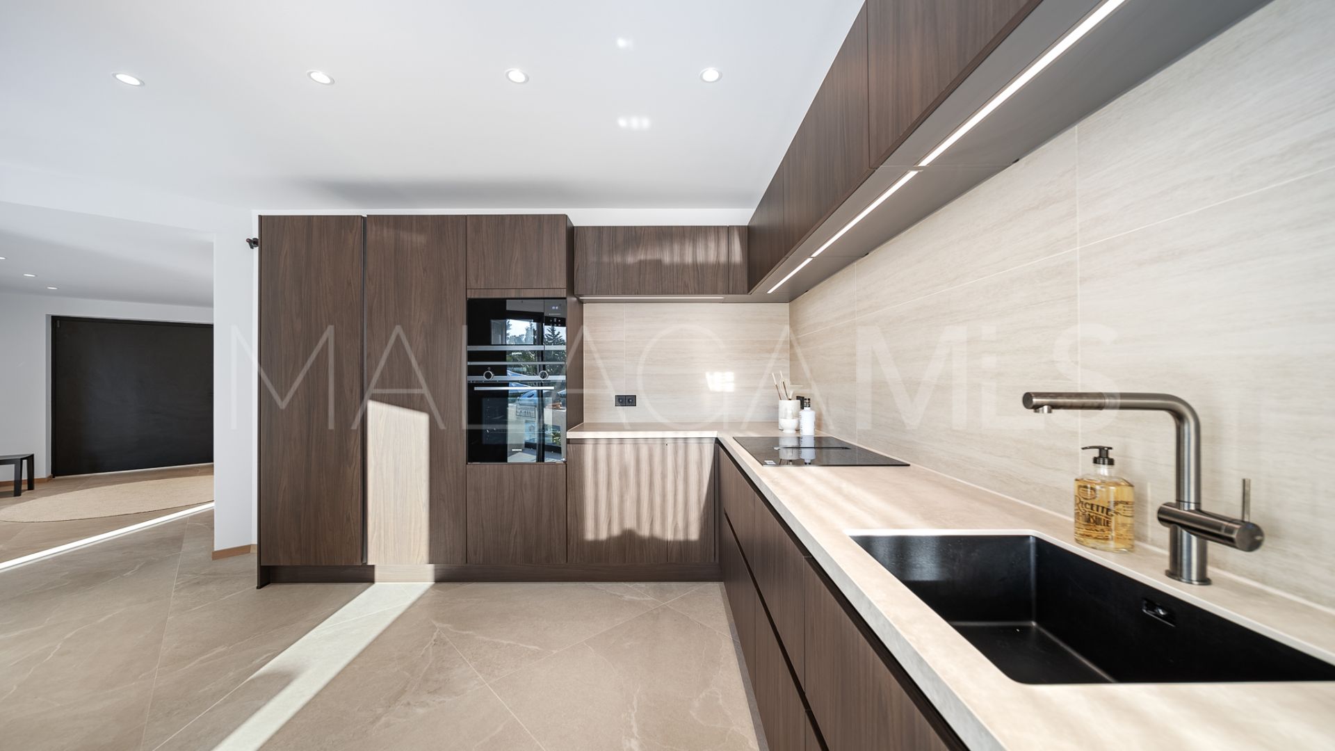 Villa for sale in Marbella Est