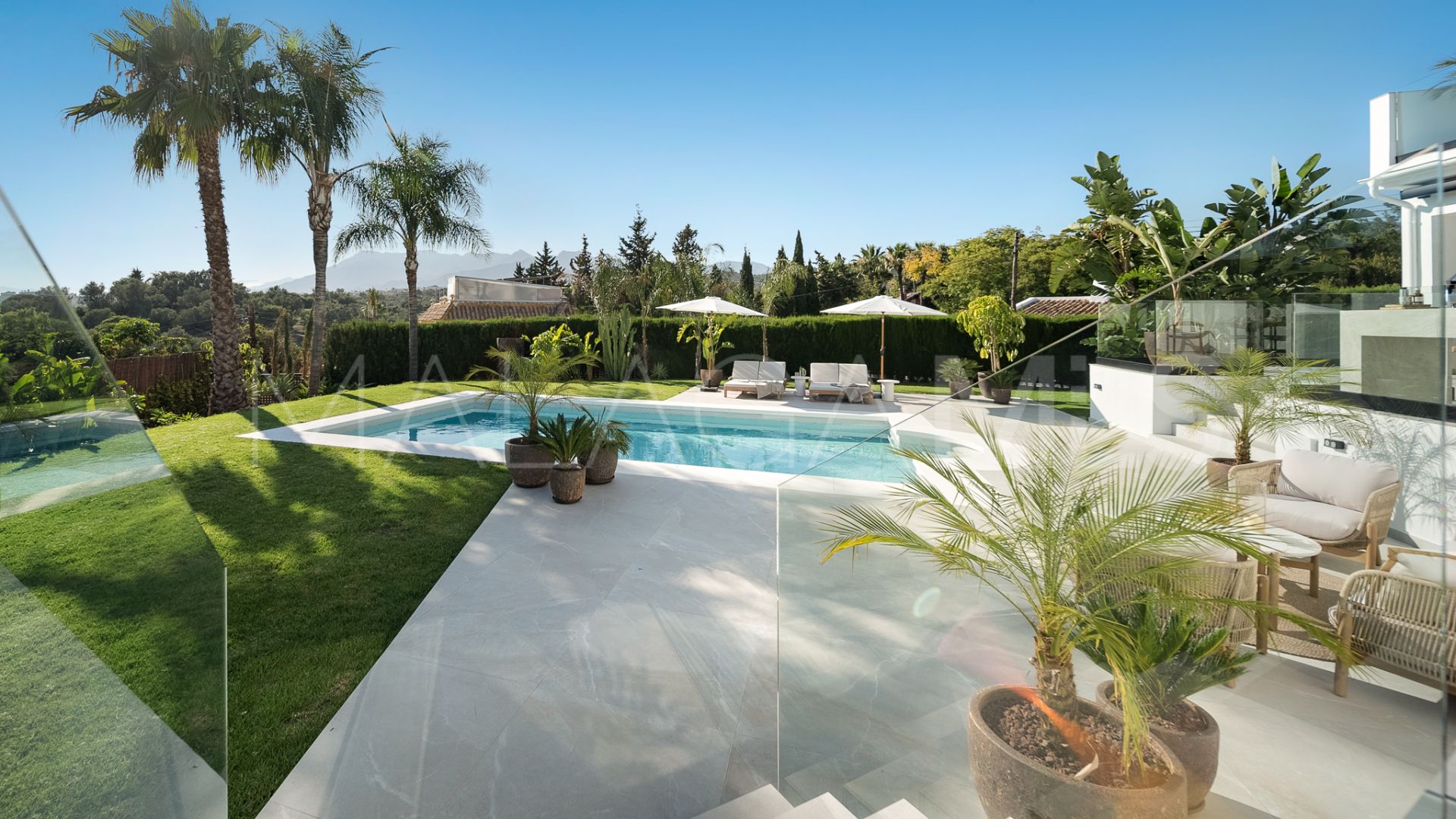 Villa for sale in Marbella Est