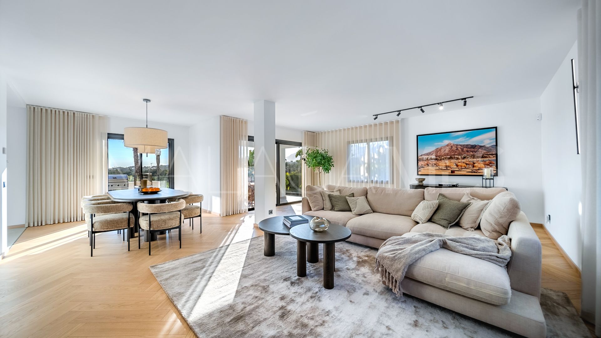 Villa for sale in Marbella Est
