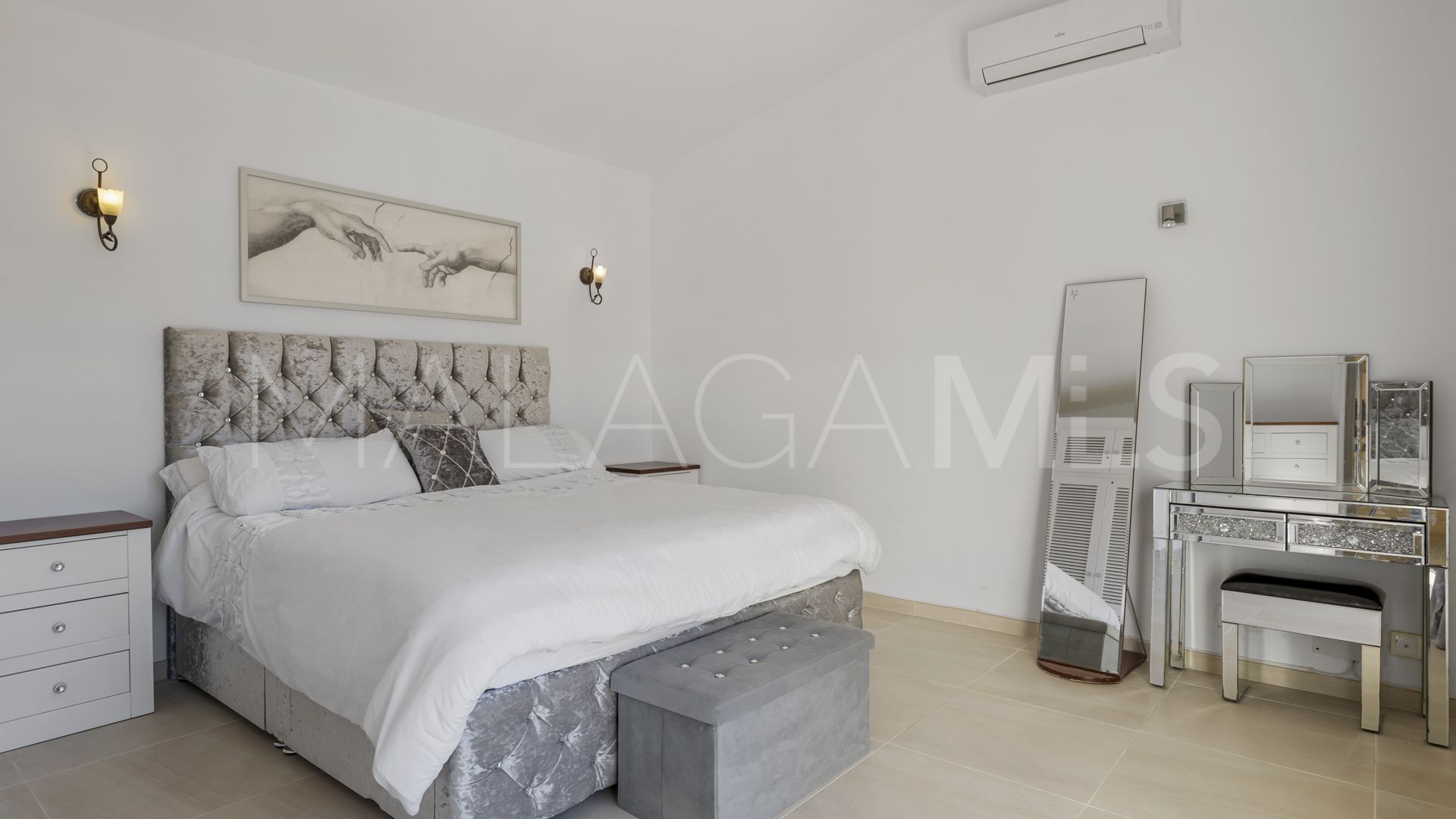 Haus for sale in Estepona