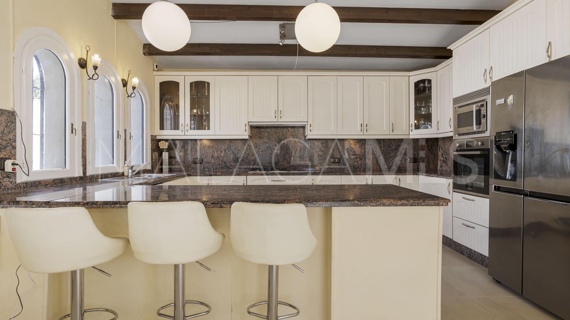 Haus for sale in Estepona