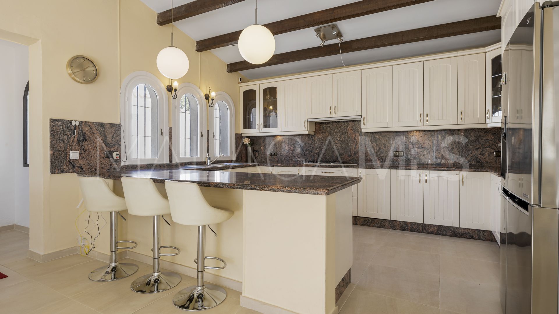 Haus for sale in Estepona