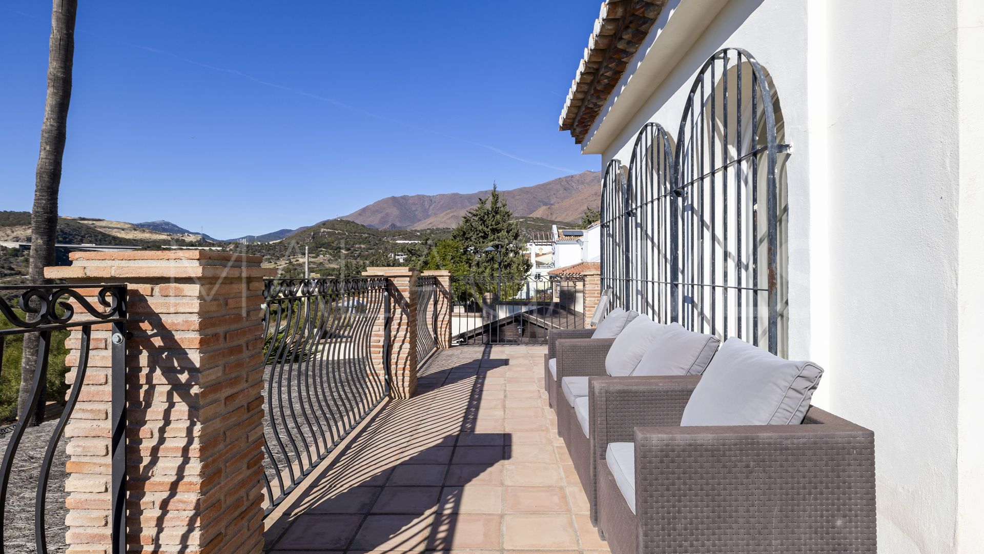 Haus for sale in Estepona