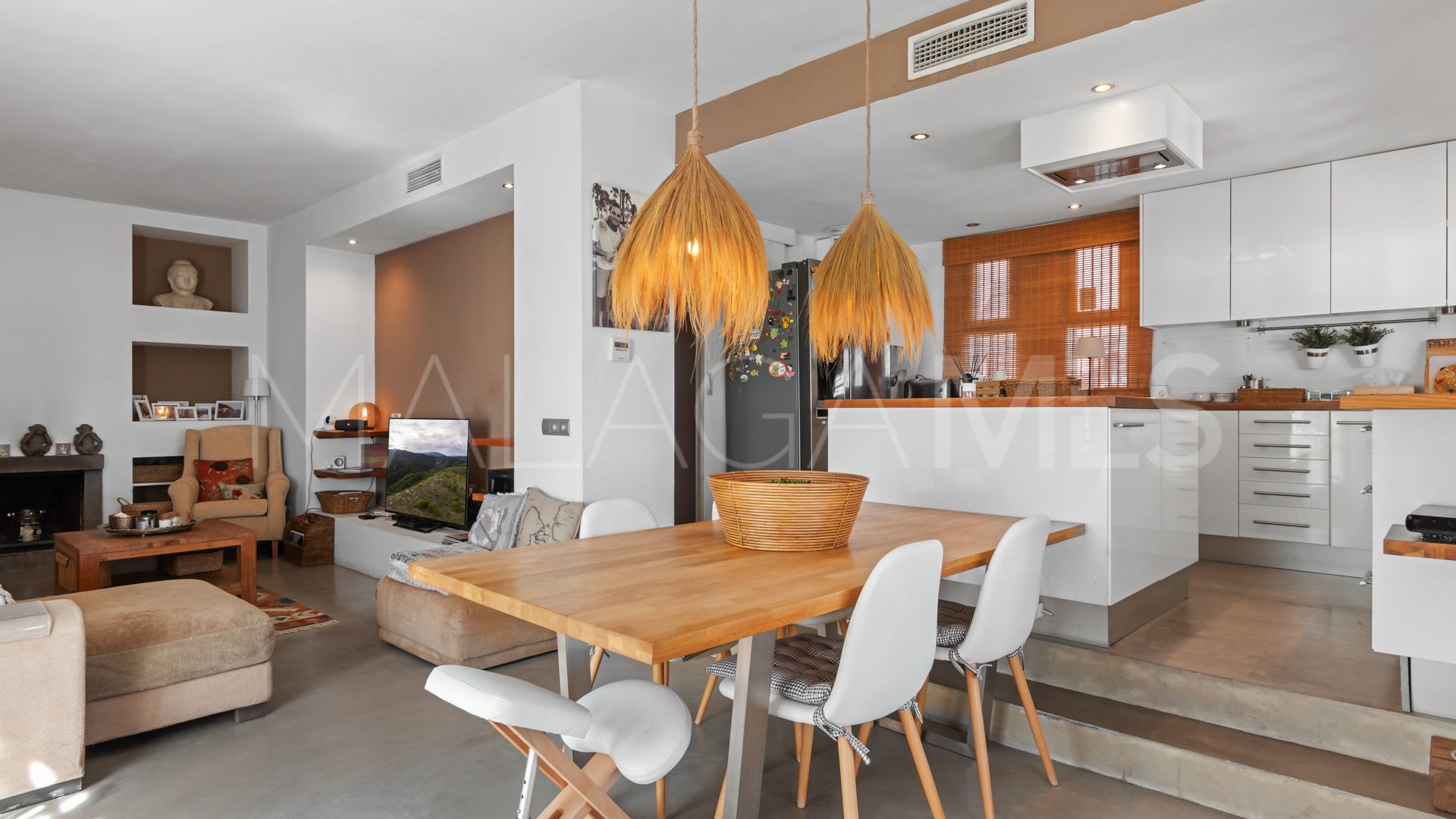 Town house for sale in Estepona West
