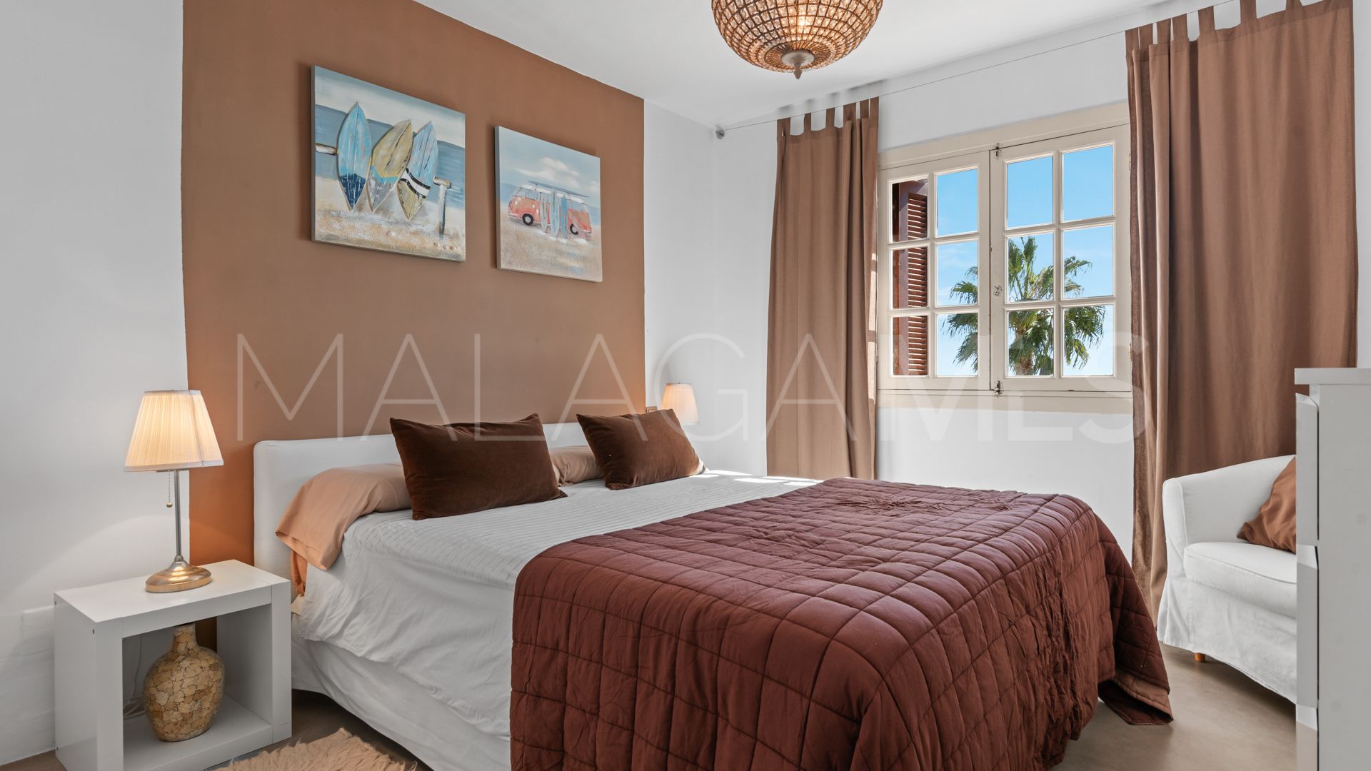Town house for sale in Estepona West