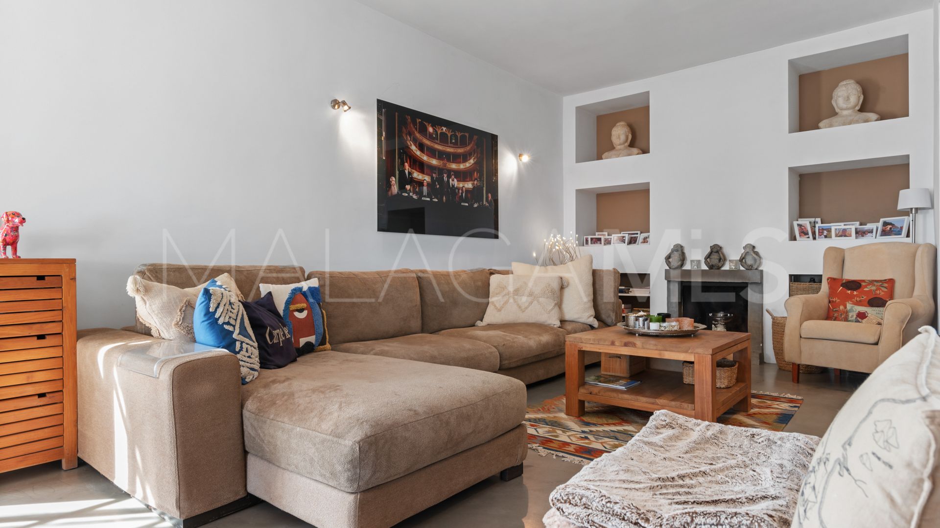 Town house for sale in Estepona West