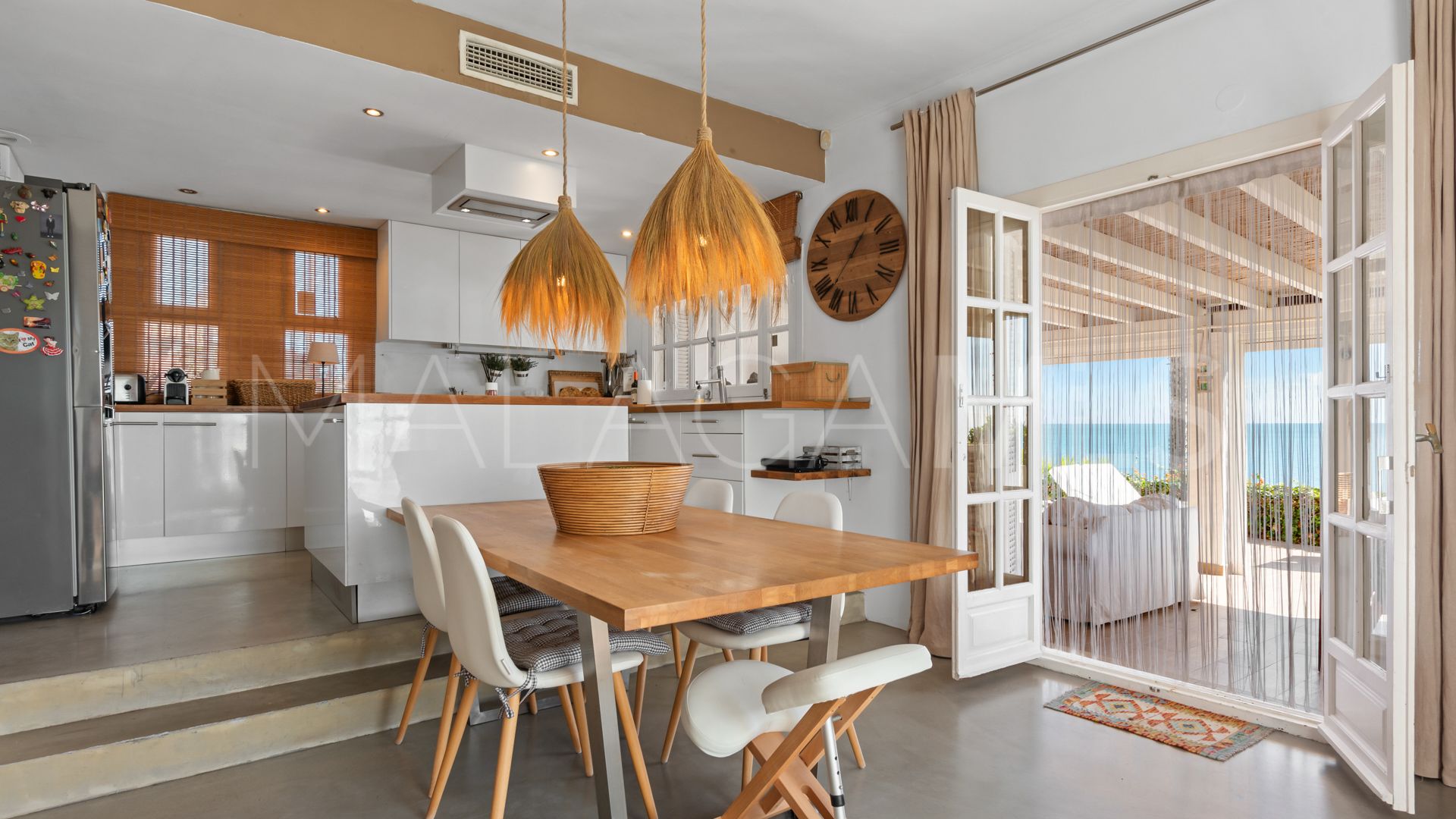 Town house for sale in Estepona West