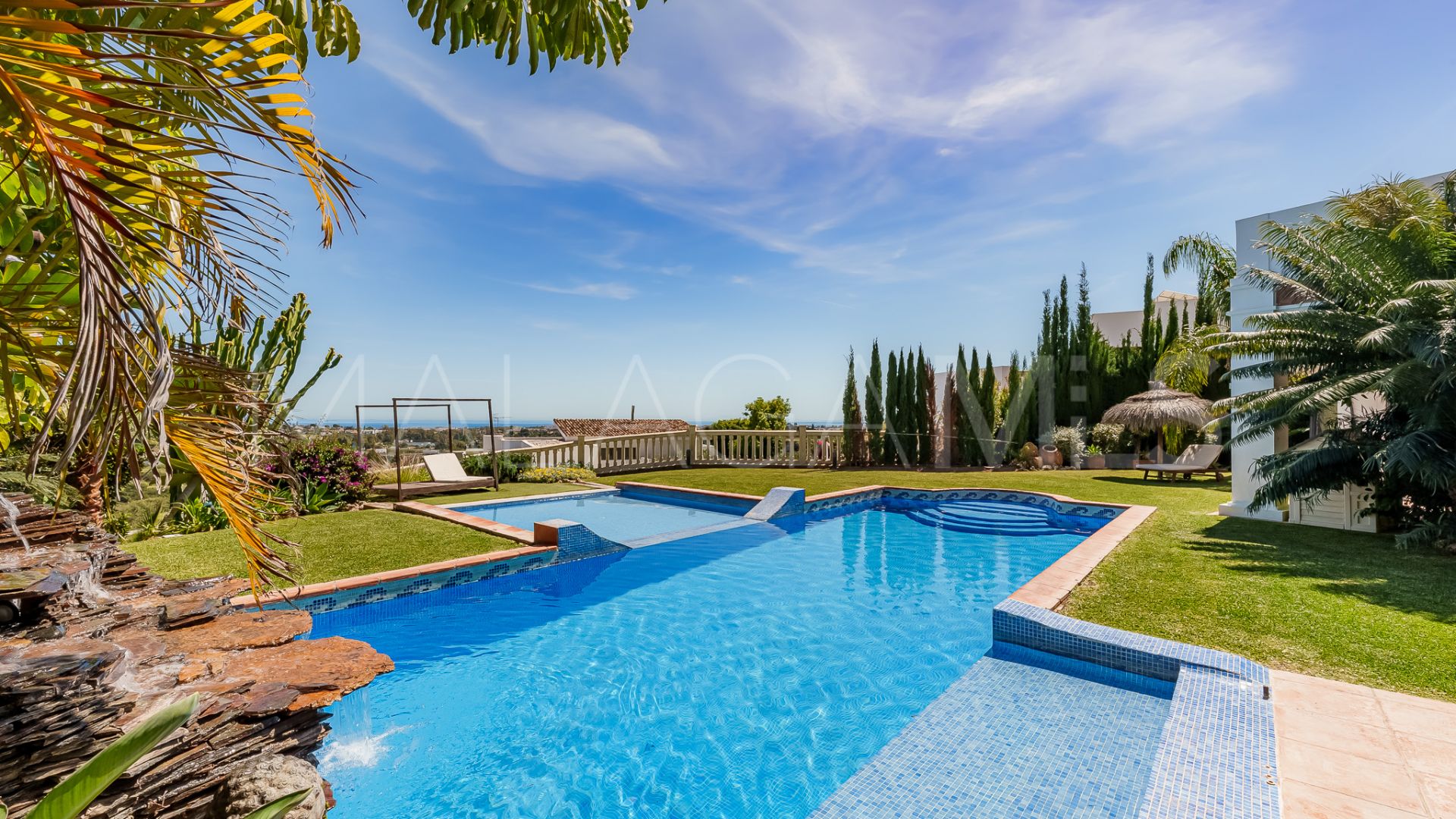 5 bedrooms villa for sale in Puerto del Almendro