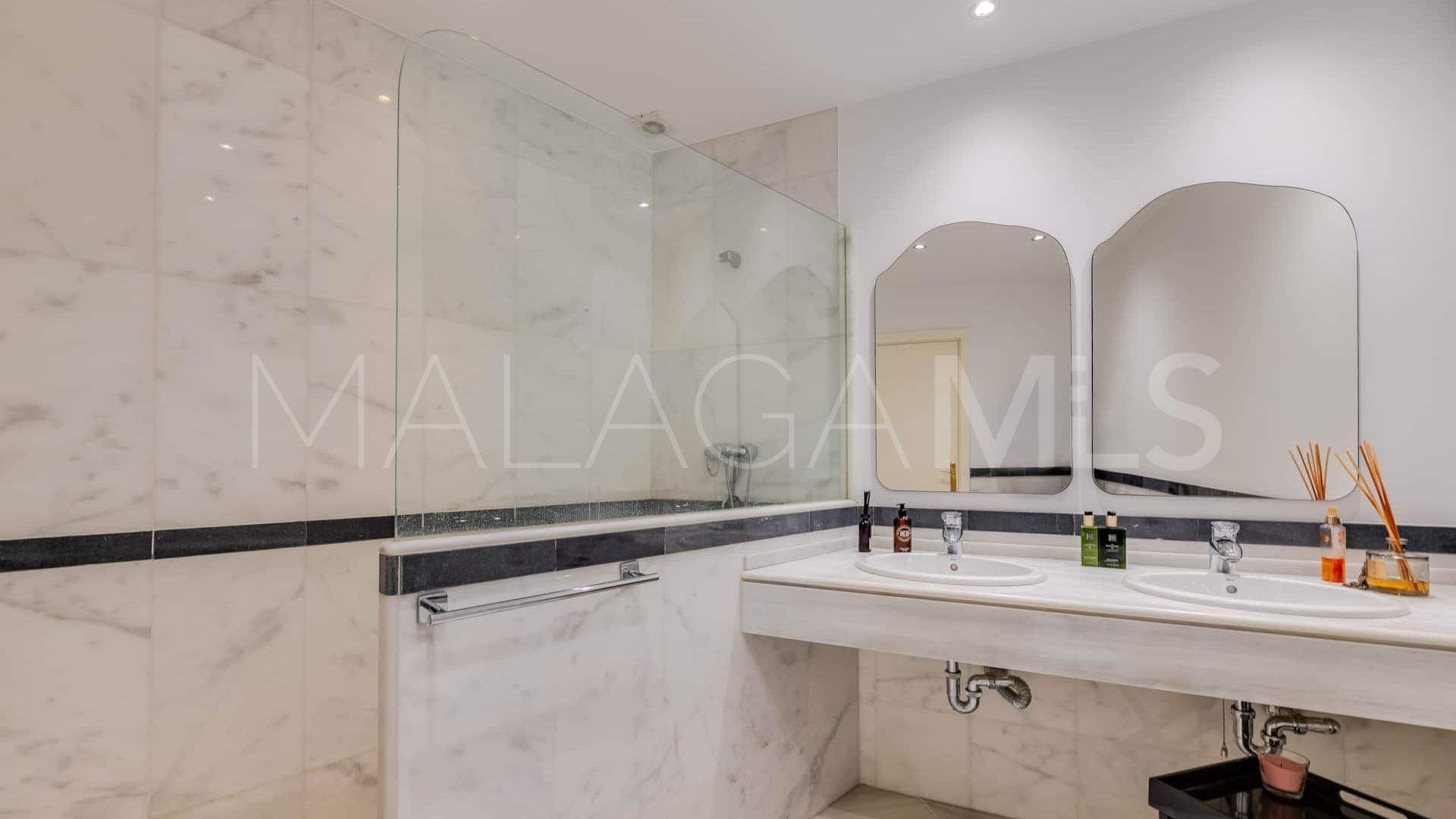 Los Naranjos, villa for sale