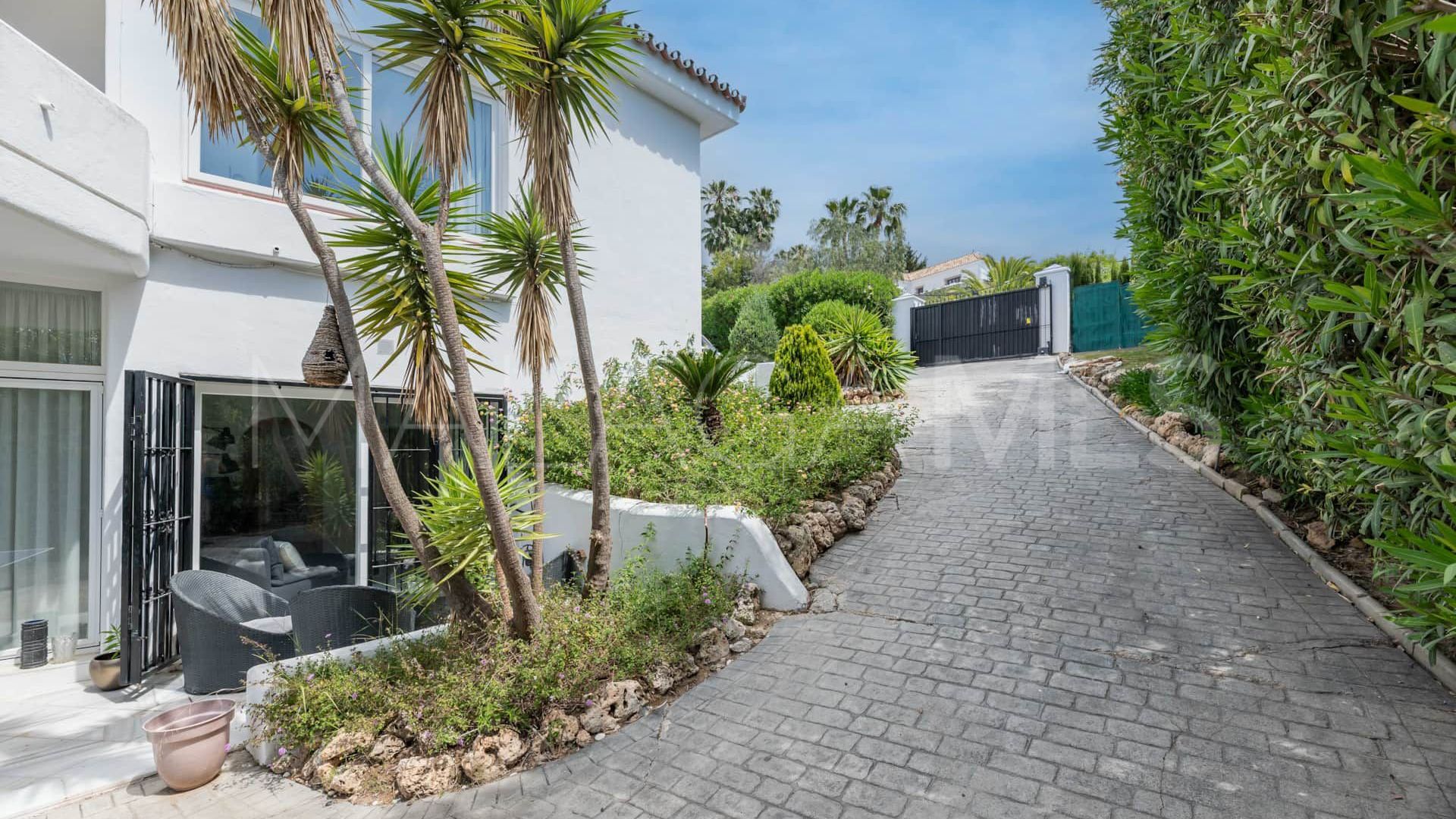 Los Naranjos, villa for sale